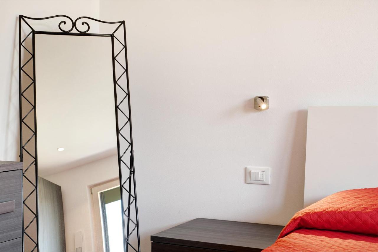 Appartement Garden Borgo Secolo à Peschiera del Garda Extérieur photo
